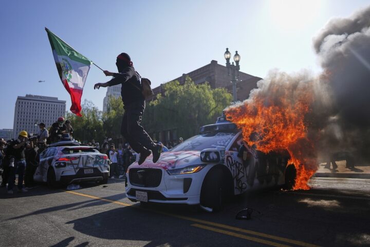 Quali sono le proteste a Los Angeles?
