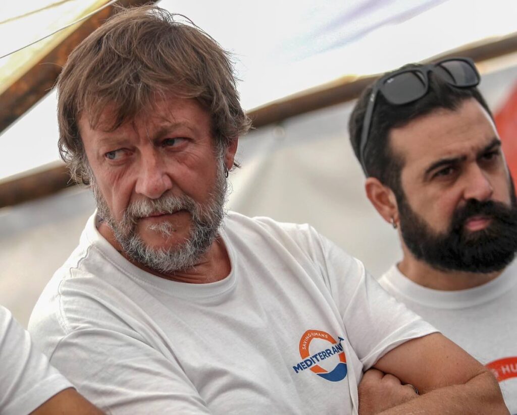 Scandalo Paragon, Casarini: «È giusto che mi spiano: combatterò contro di loro per il bene dei miei fratelli»