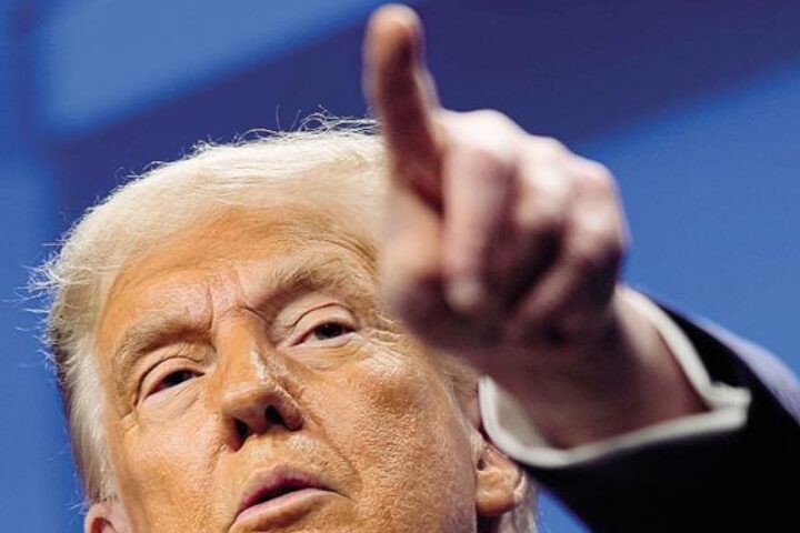 Trump al vertice Nato: battute e superlativi, ecco il suo "presidenziale" messaggio