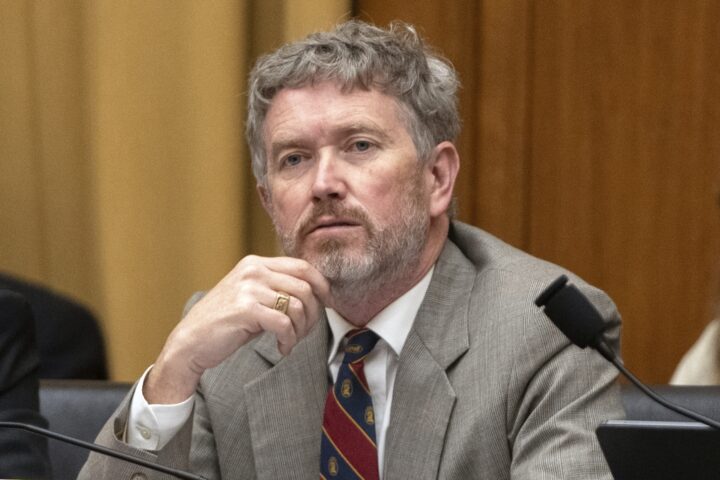 Trump contro Massie: l'editto sull'Iran e lo sfogo contro l'ultraconservatore