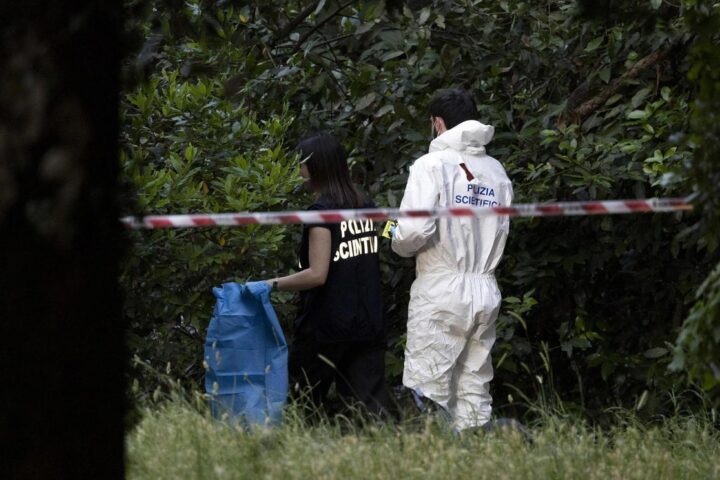 Villa Pamphili, il cerchio si restringe: i nomi dei cadaveri attesi entro poche ore.