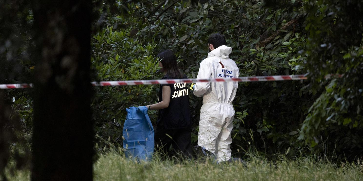 Villa Pamphili, il cerchio si restringe: i nomi dei cadaveri attesi entro poche ore.