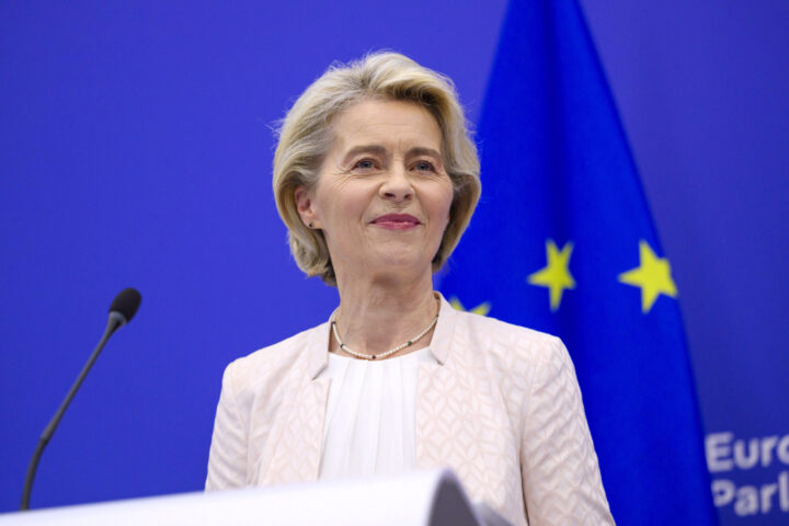 Bruxelles propone 100 miliardi per l’Ucraina nel bilancio UE 2028–2034: "Un investimento strategico per l’Europa"