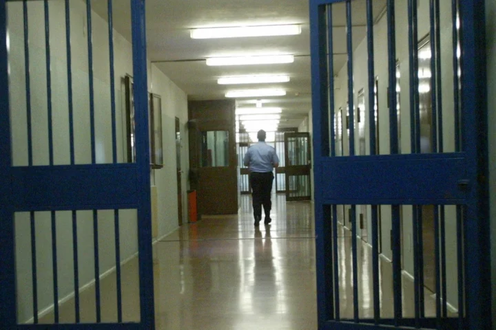 Abusi e torture in prigione: “Il carcere è un ambiente pericoloso”