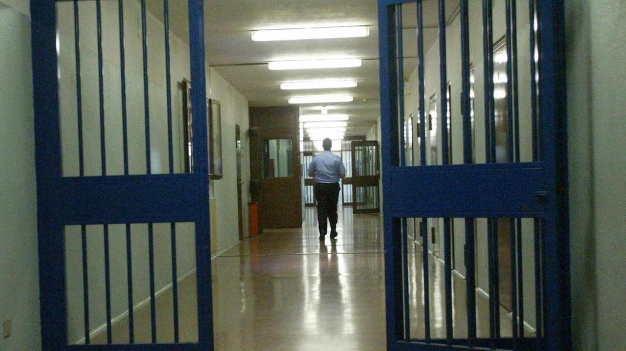 Abusi e torture in prigione: “Il carcere è un ambiente pericoloso”