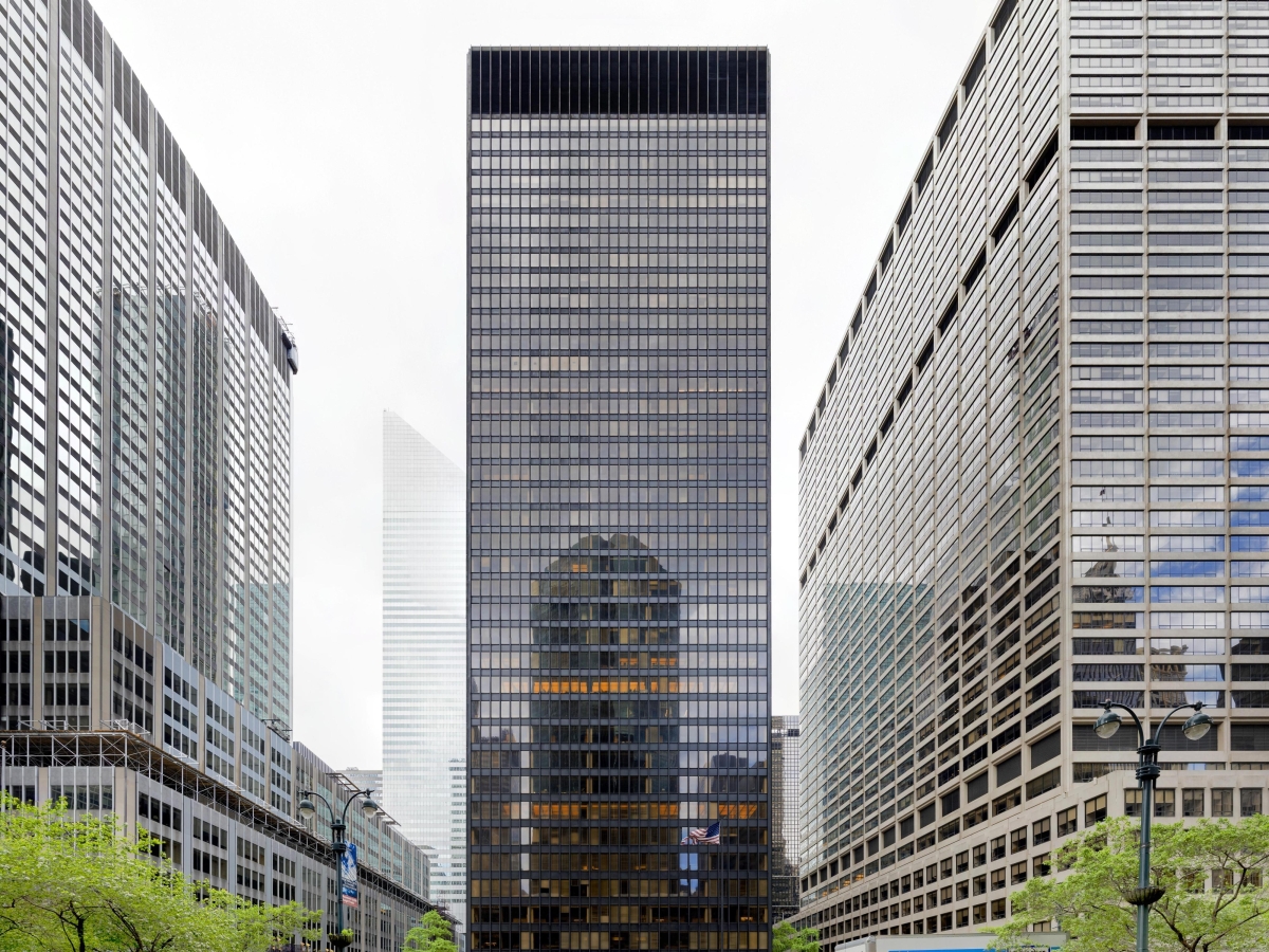 Attacco a New York: sopravvissuto racconta la sua esperienza di fronte al grattacielo dove lavora ogni giorno