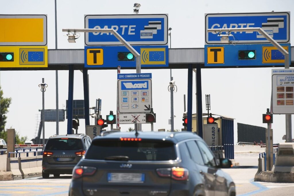 Aumento dei pedaggi autostradali dal 1° agosto: incasso previsto di 37 milioni di euro