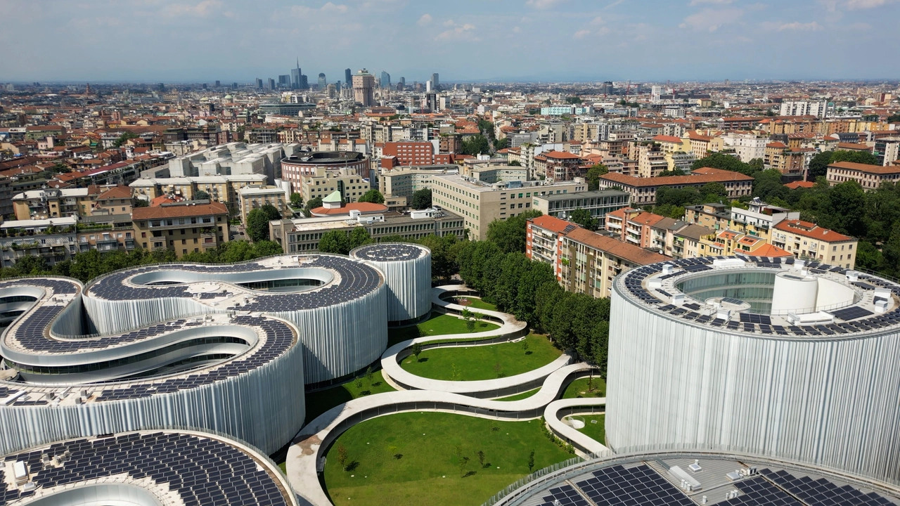 Chat sessista e violenta alla Bocconi, 4 studenti sospesi per un anno