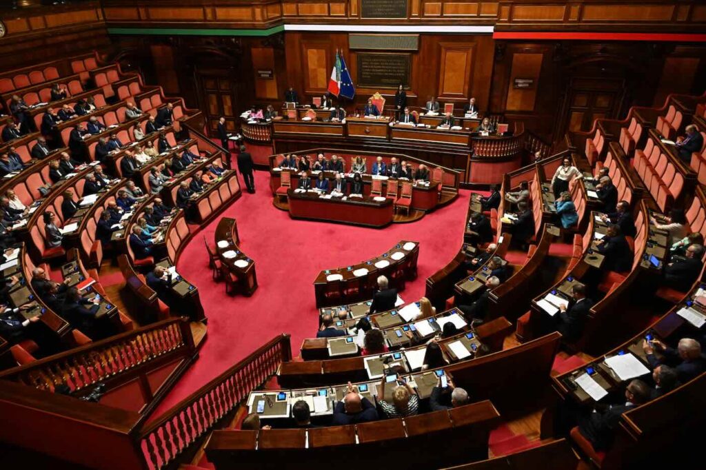 Congedo di due anni per malati di tumore: le novità del ddl