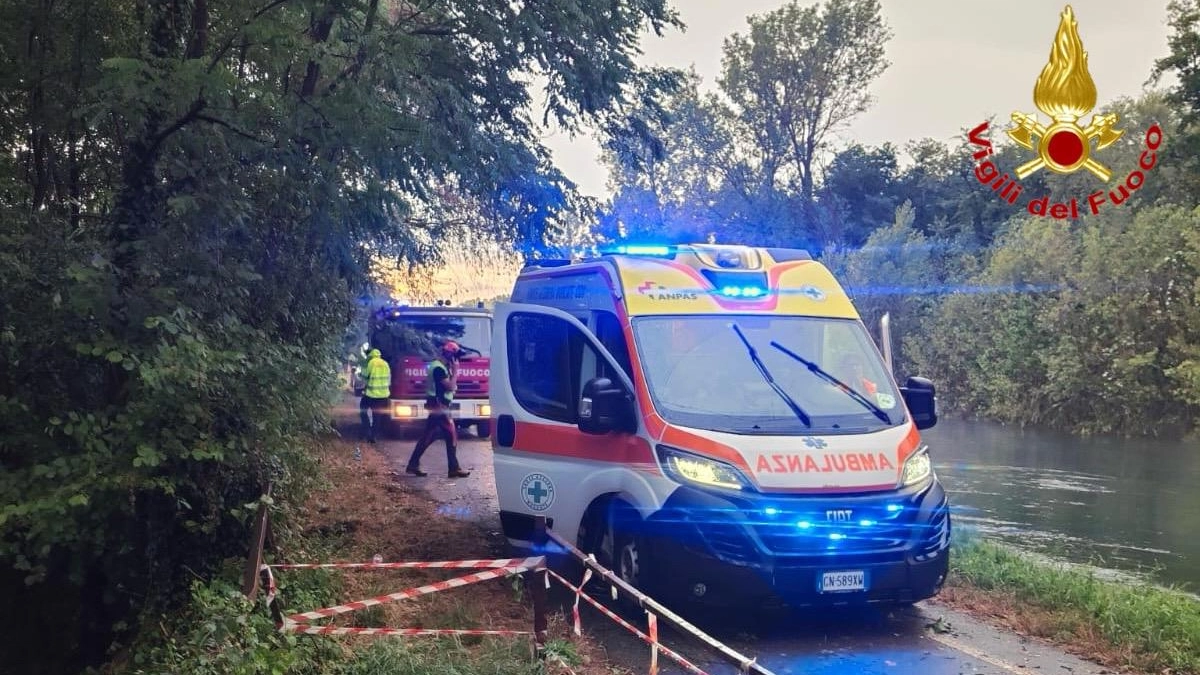 Crollo dell'albero a Robecchetto: una donna perde la vita
