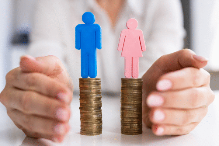 Dal 2026 stipendi trasparenti: si potrà conoscere il salario dei colleghi in Europa