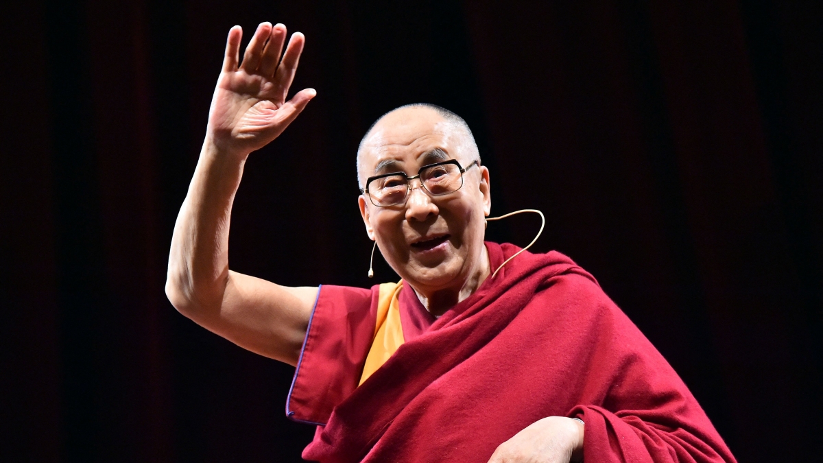 Dalai Lama annuncia: «Avrà un successore non scelto dalla Cina», Pechino risponde: «Decidiamo noi»