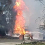 Esplosione a Bologna, camion GPL esce di strada e prende fuoco: autista deceduto, due feriti
