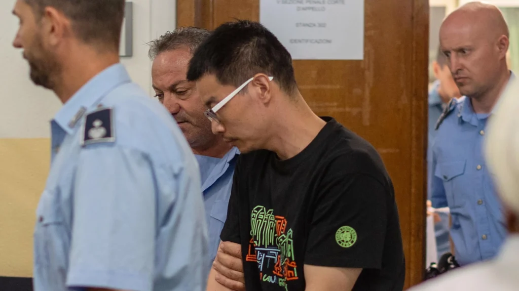 Hacker cinese arrestato a Malpensa, Zewei Xu si difende: “Scambio di persona”