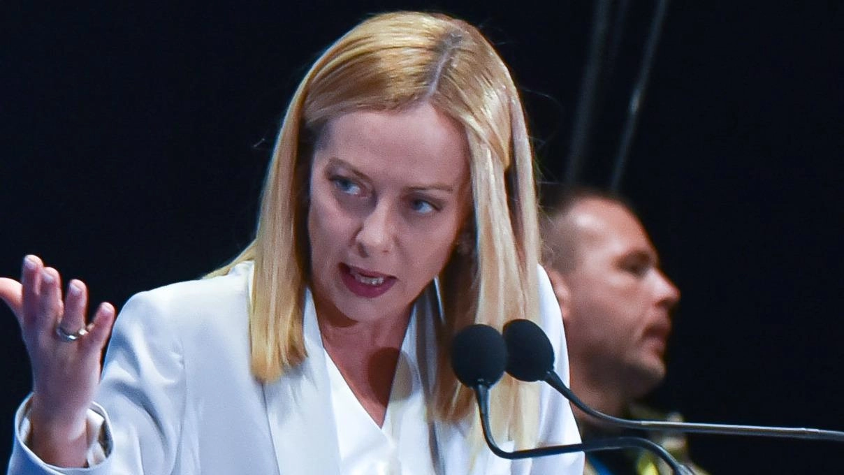 Il governo italiano reagisce: "Attacchi inaccettabili, richiesta di chiarimenti a Tel Aviv"