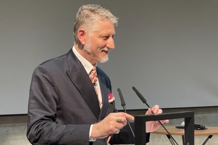 Il ministro Giuli a Berlino: incontro con il collega tedesco Weimer e inaugurazione della mostra “I bronzi di San Casciano”