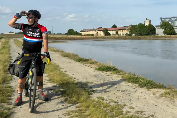 "In bicicletta sulle orme di Vicky: il racconto di Enrico Brizzi su Tondelli"
