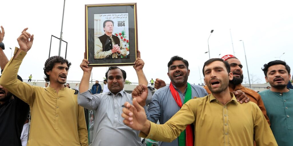 In Pakistan 196 persone condannate per le proteste del 2023, incluso il leader dell'opposizione