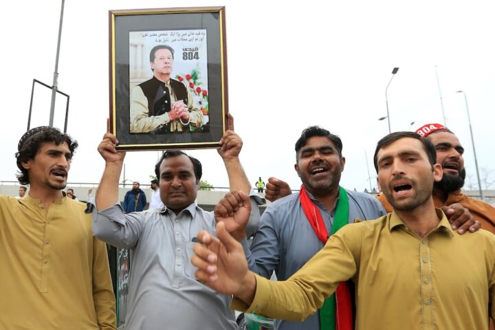 In Pakistan 196 persone condannate per le proteste del 2023, incluso il leader dell'opposizione