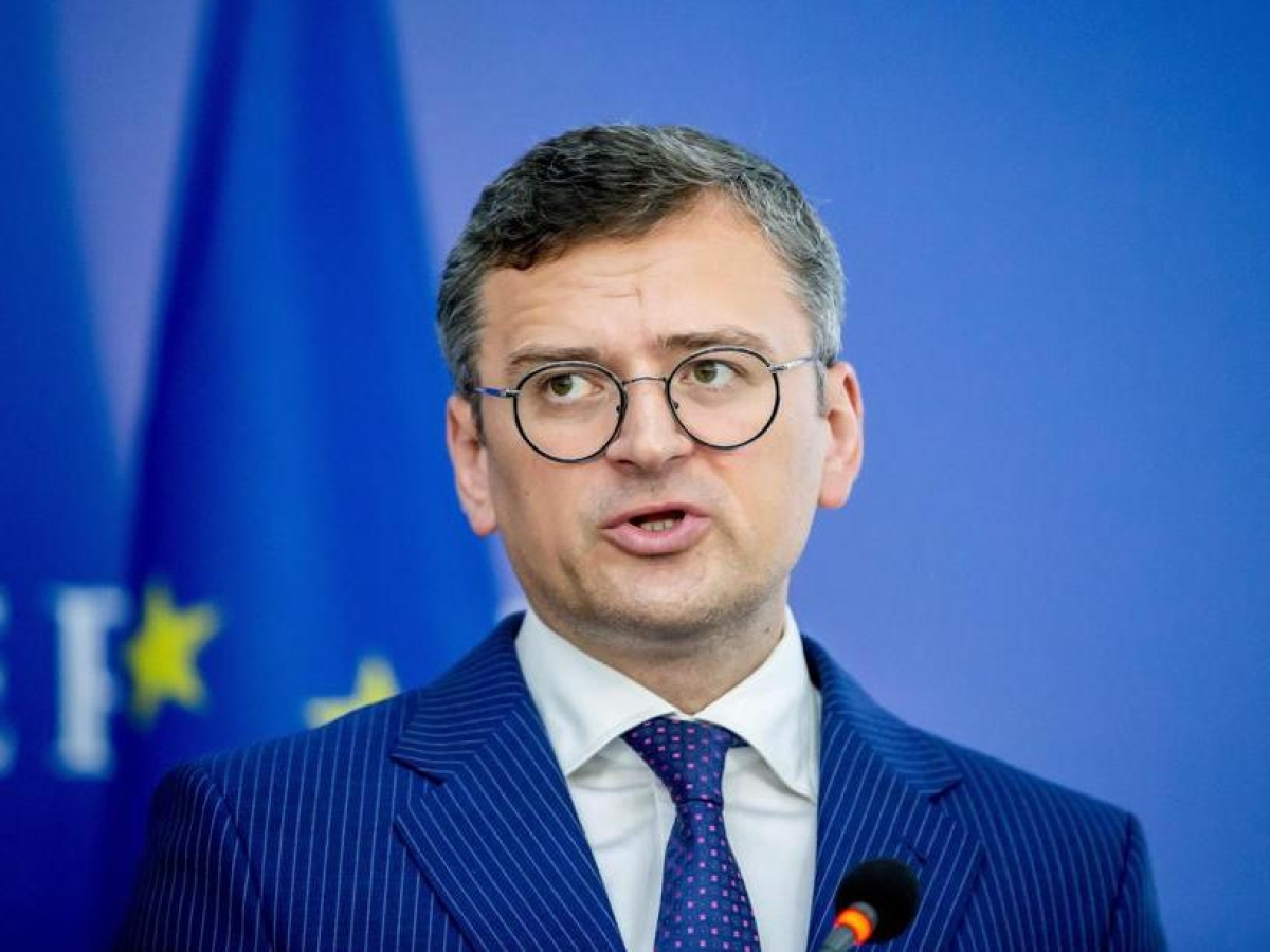 In Ucraina la politica riemerge: Zelensky ascolta la piazza e dimostra la nostra differenza da Mosca