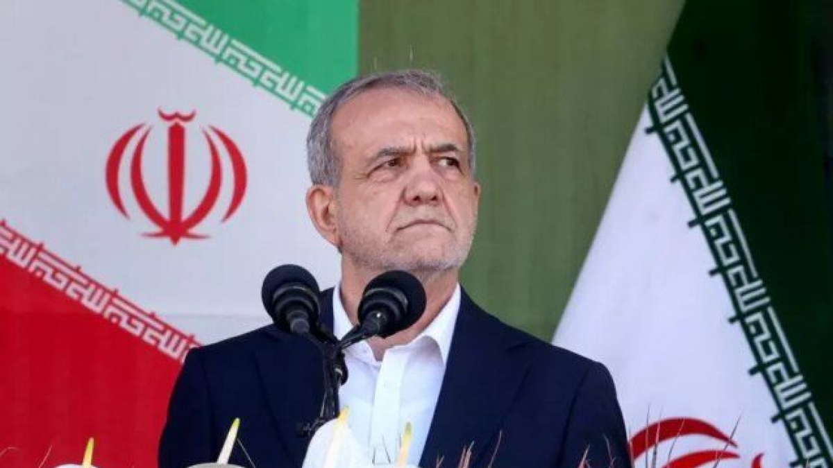 Iran, presidente Pezeshkian ferito nei raid israeliani di giugno