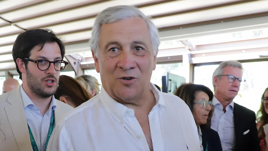 Ius Scholae: tensione nella destra, Tajani promette dialogo, Salvini frena