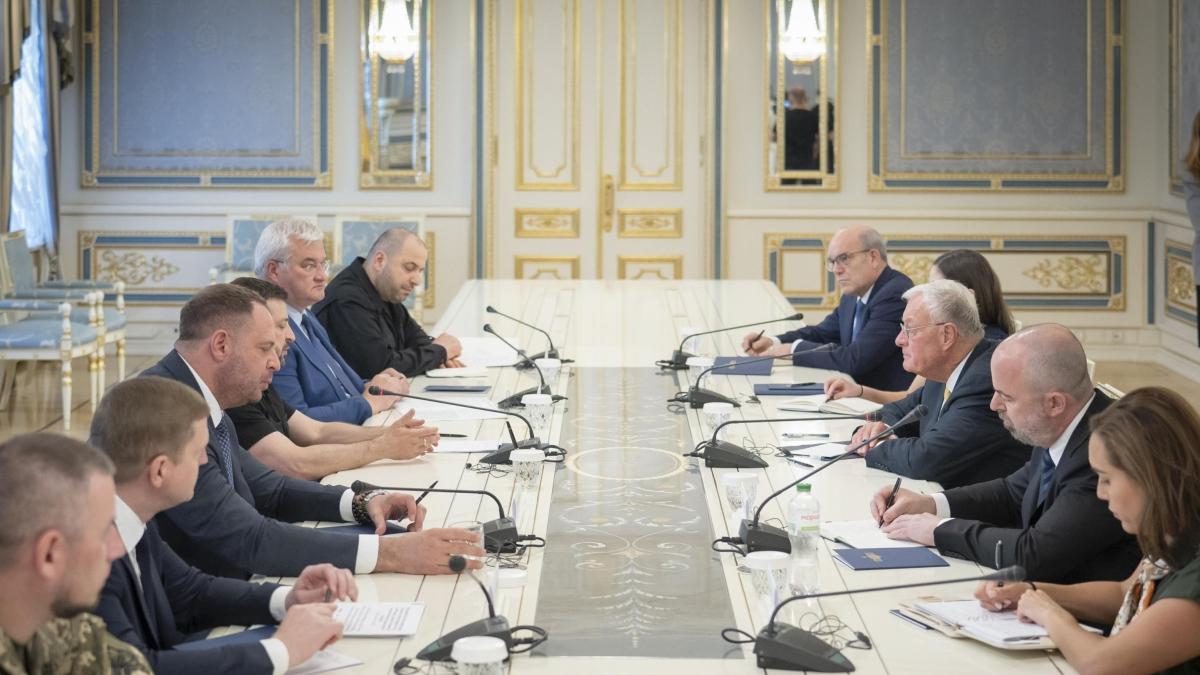 Kiev, tra speranza e delusione: «Quanta altra vita potrà perdersi in Ucraina in questo periodo?»