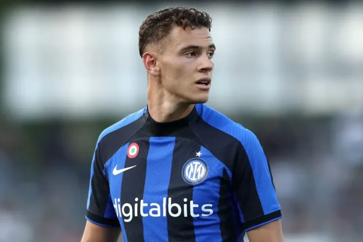 Kristjan Asllani nella lista della Fiorentina per rinforzare il centrocampo