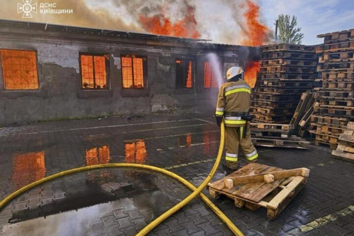 La Russia intensifica l’offensiva: 750 droni e missili lanciati in tutto il Paese