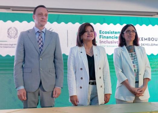 L'AICS al VI Forum sull'Inclusione Finanziaria in Guatemala: Ministro Schillaci firma Memorandum di Intesa