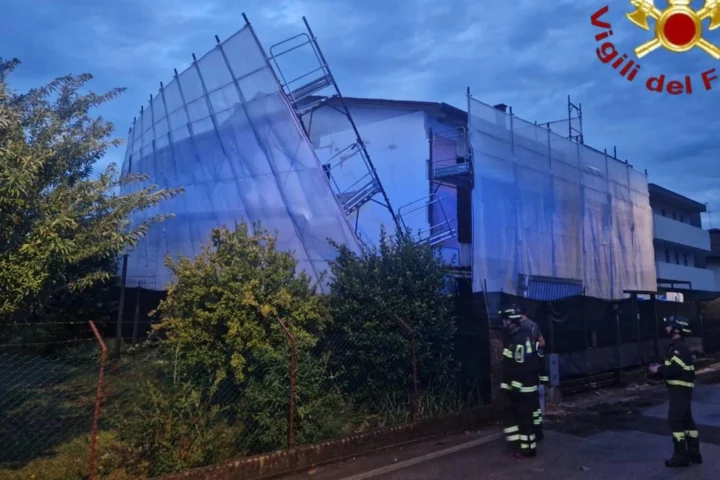 Maltempo in Veneto: due fiumi esondano, tempesta anche in Lombardia