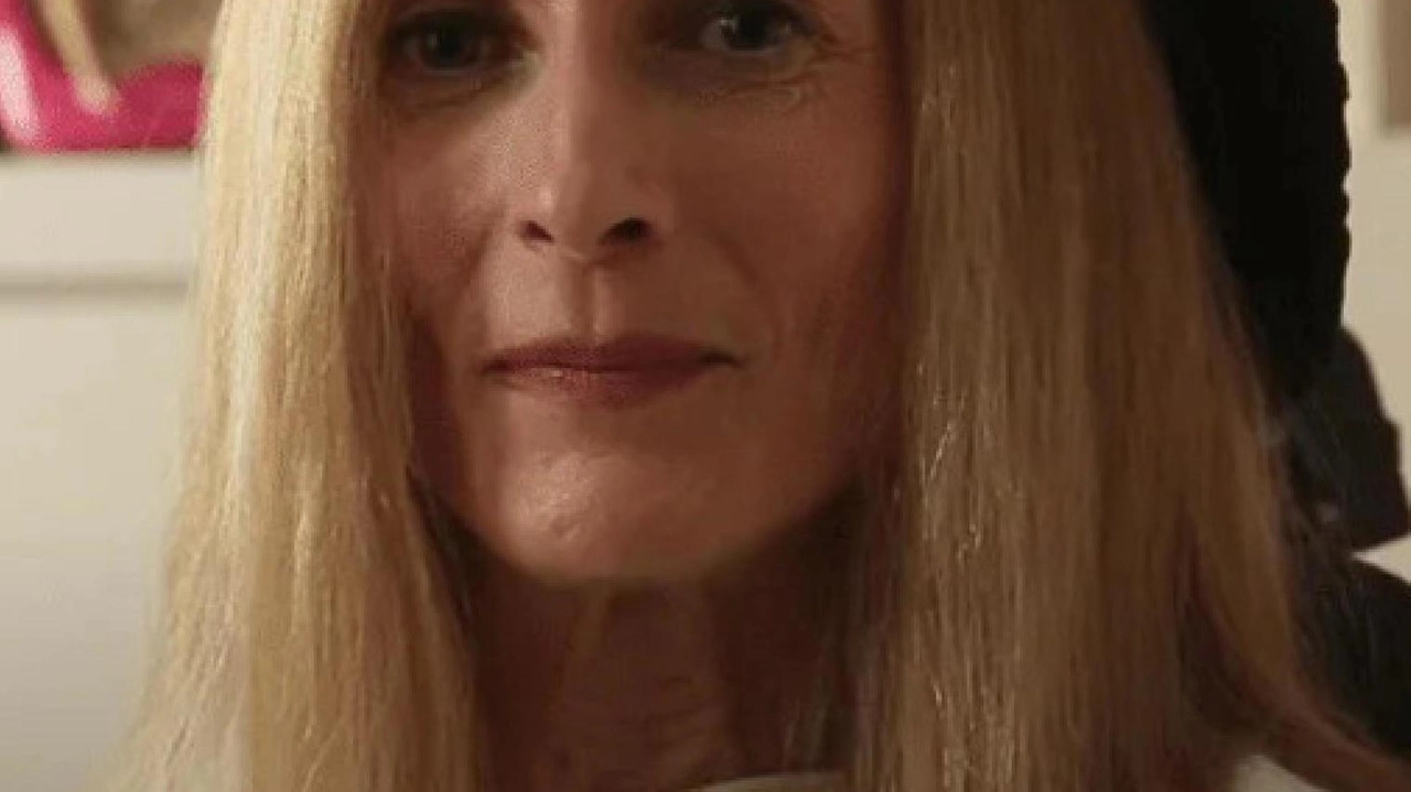 Martina Oppelli riceve il terzo rifiuto per il suicidio assistito e valuta la Svizzera