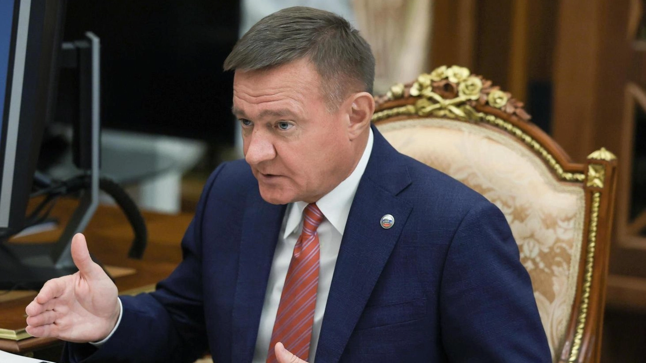 Morte misteriosa in Russia: l'ex ministro, licenziato dallo Zar, si toglie la vita