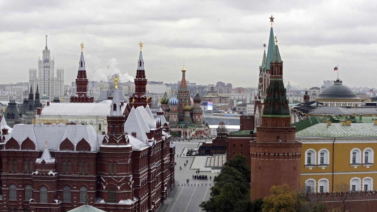 Mosca vieta il «satanismo»: la legge potrebbe colpire anche gli AC/DC?