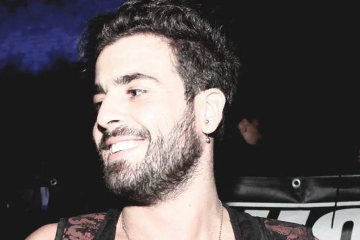 Muore a Ibiza il re napoletano della techno: "Aggredito dalla polizia"