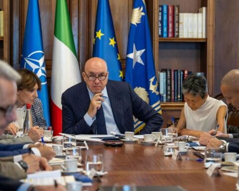 Programma Globale di Combattimento Aereo: Crosetto incontra i Ministri di Giappone e Regno Unito