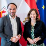Restrizioni sul cellulare: la Provincia di Bolzano incontra la Ministra Plakolm a Vienna