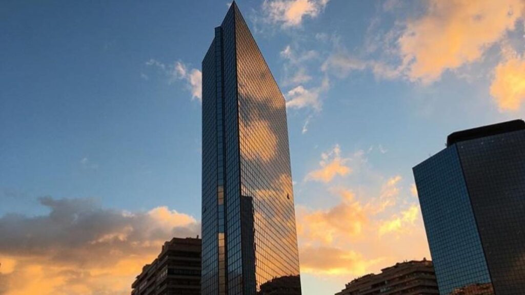 Stati Uniti: tassa di 250 euro per turisti, uomini d'affari e studenti in arrivo