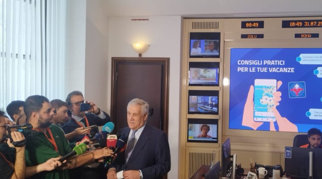 Tajani promuove il "viaggiare responsabile" e affronta Gaza, russofobia e detenuti all'estero
