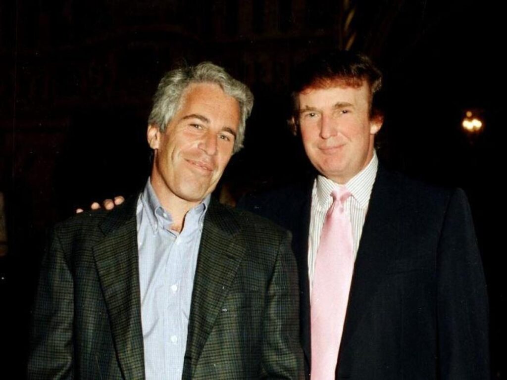 Trump ed Epstein: i segreti di una serata a Mar-a-Lago con 28 ragazze