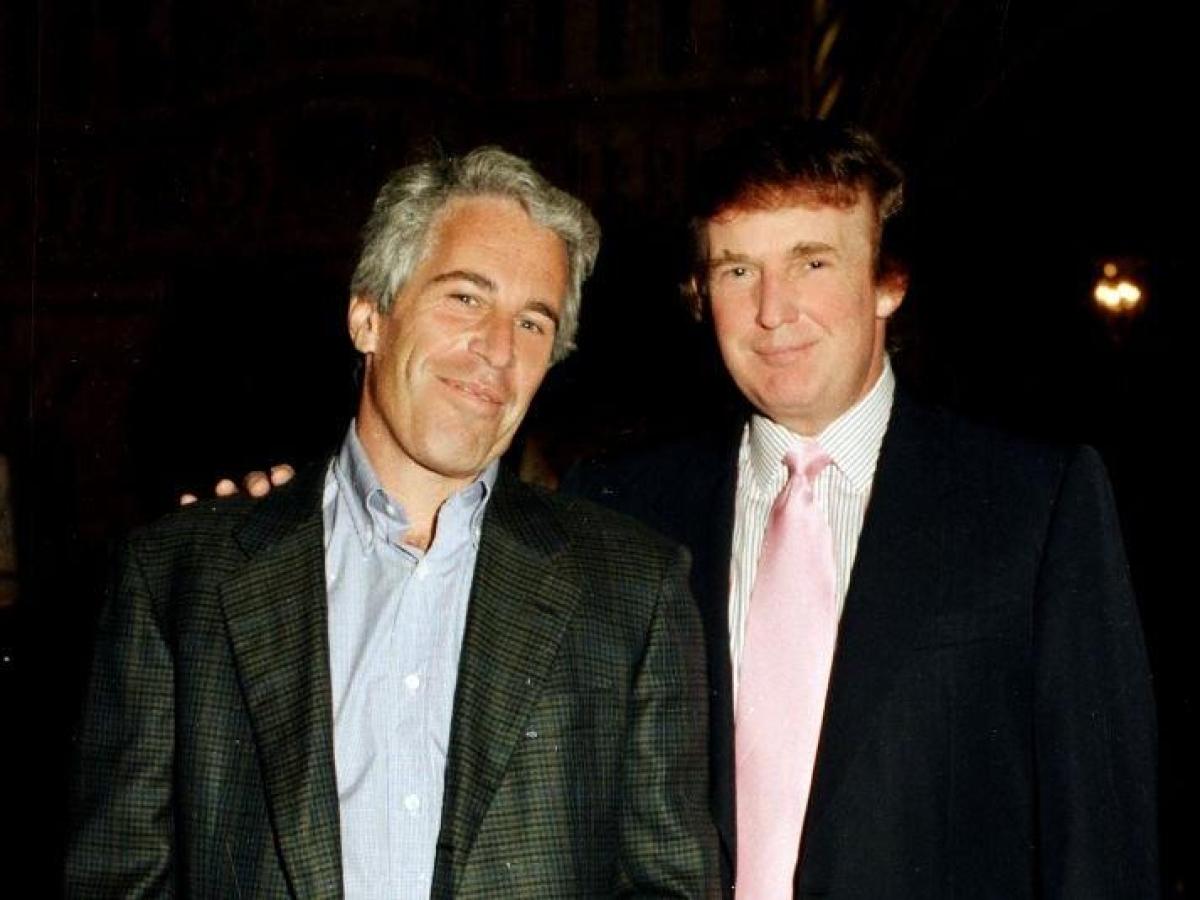 Trump ed Epstein: i segreti di una serata a Mar-a-Lago con 28 ragazze