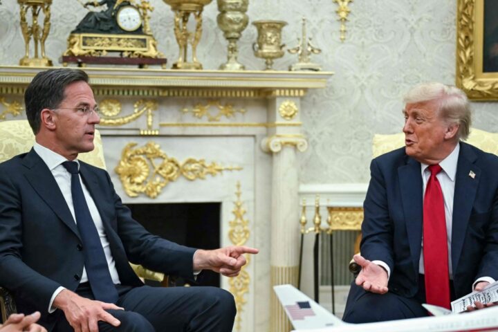 Trump fornisce armi alla NATO per l'Ucraina e lancia un ultimatum di 50 giorni a Putin