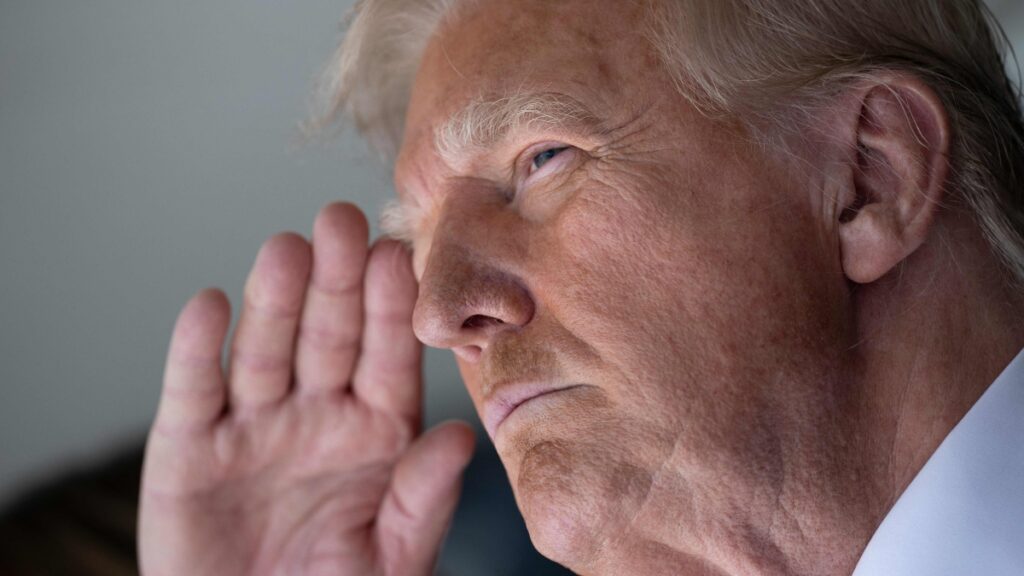 Trump sui dazi: attende e "sfrutta" i mercati, senza passi indietro