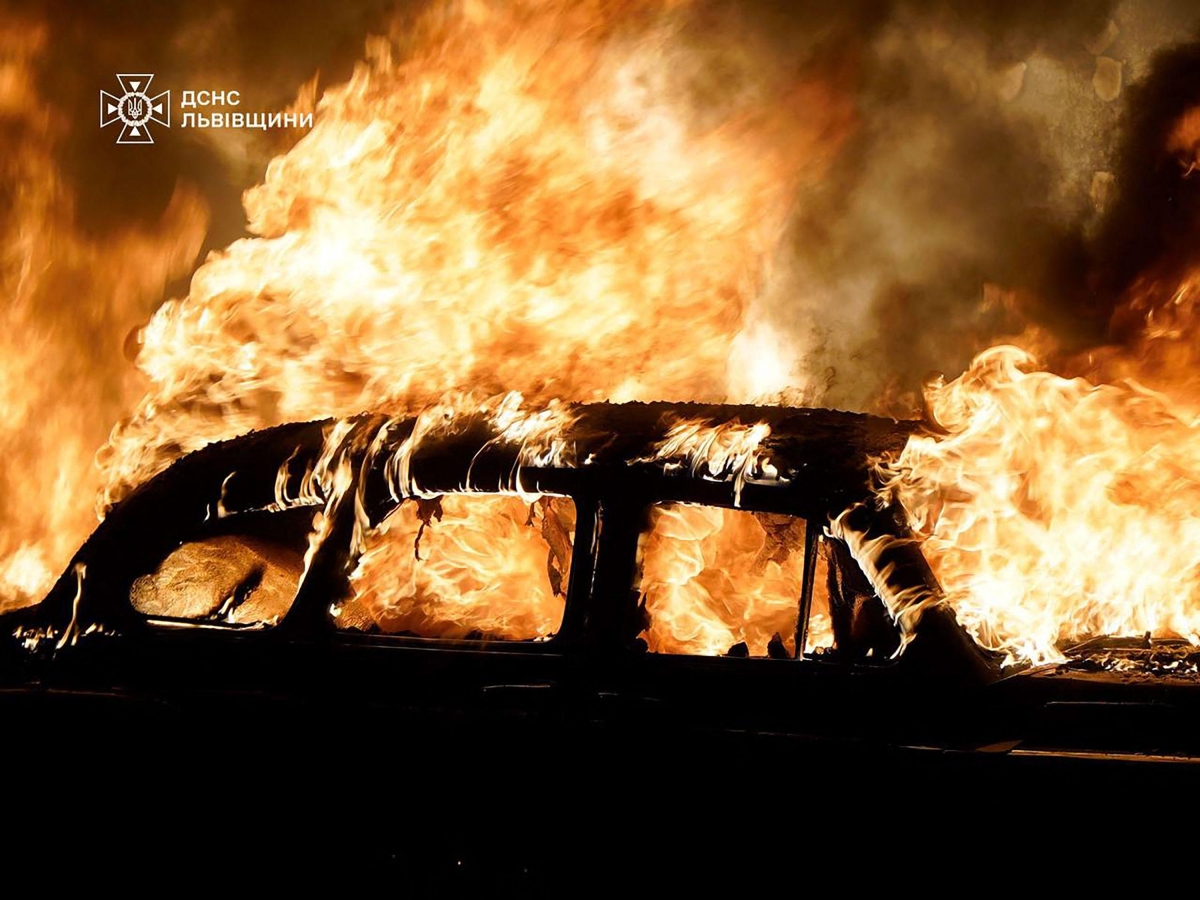 Ucraina - Russia: ultime notizie in diretta | Trump: «Putin gentile, ma poi bombarda»