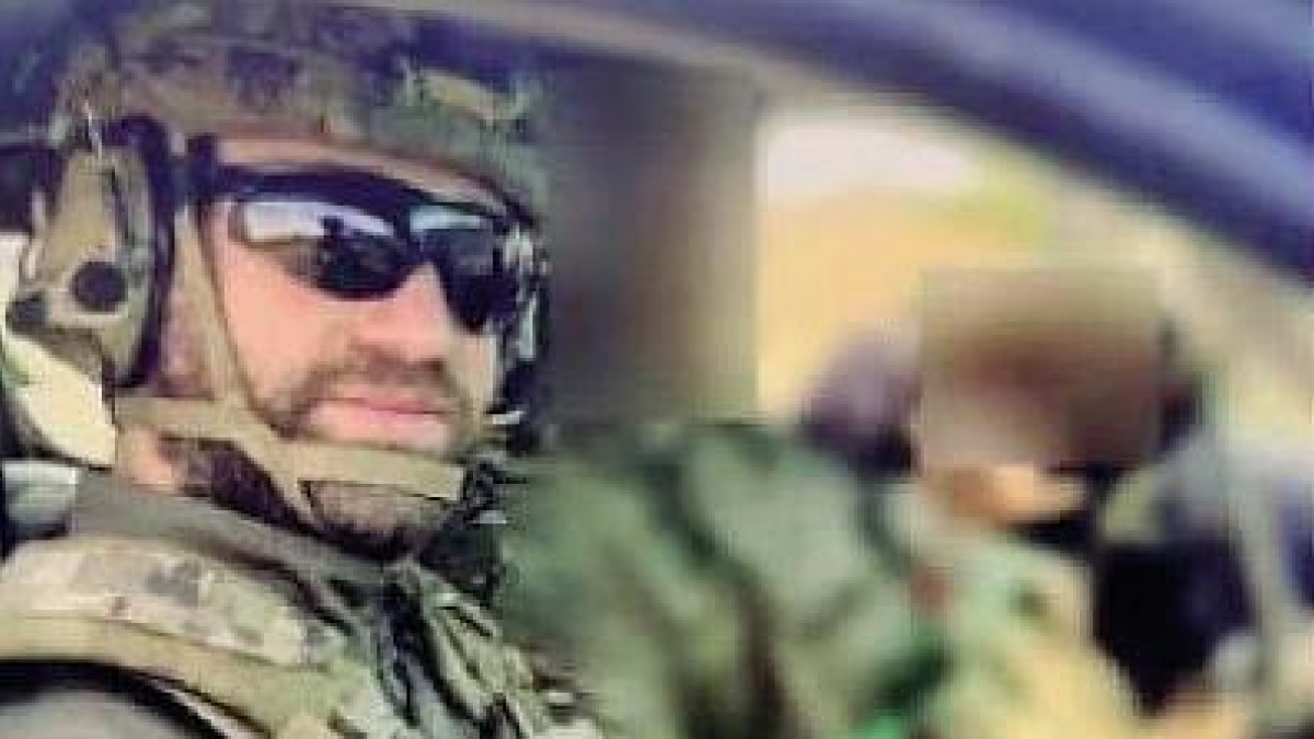 Ucraina, un altro italiano ucciso: l'ex parà batterista innamorato di Kiev