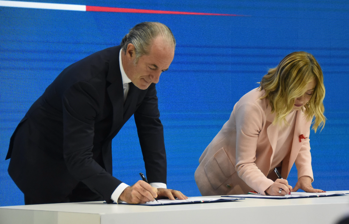 Zaia propone una lista autonoma mentre la destra è in crisi: Nevi avverte «Le minacce non costruiscono nulla»