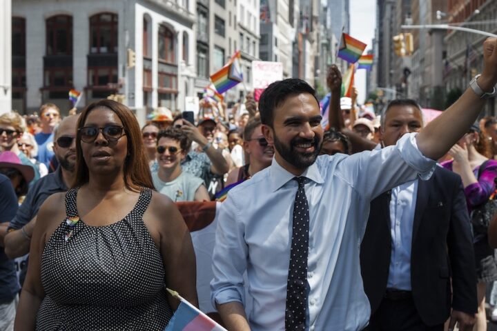 Zohran Mamdani vince le primarie del Partito Democratico per sindaco di New York con il 56%