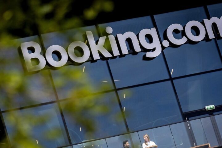 Booking.com sotto accusa per mancata tutela dei clienti