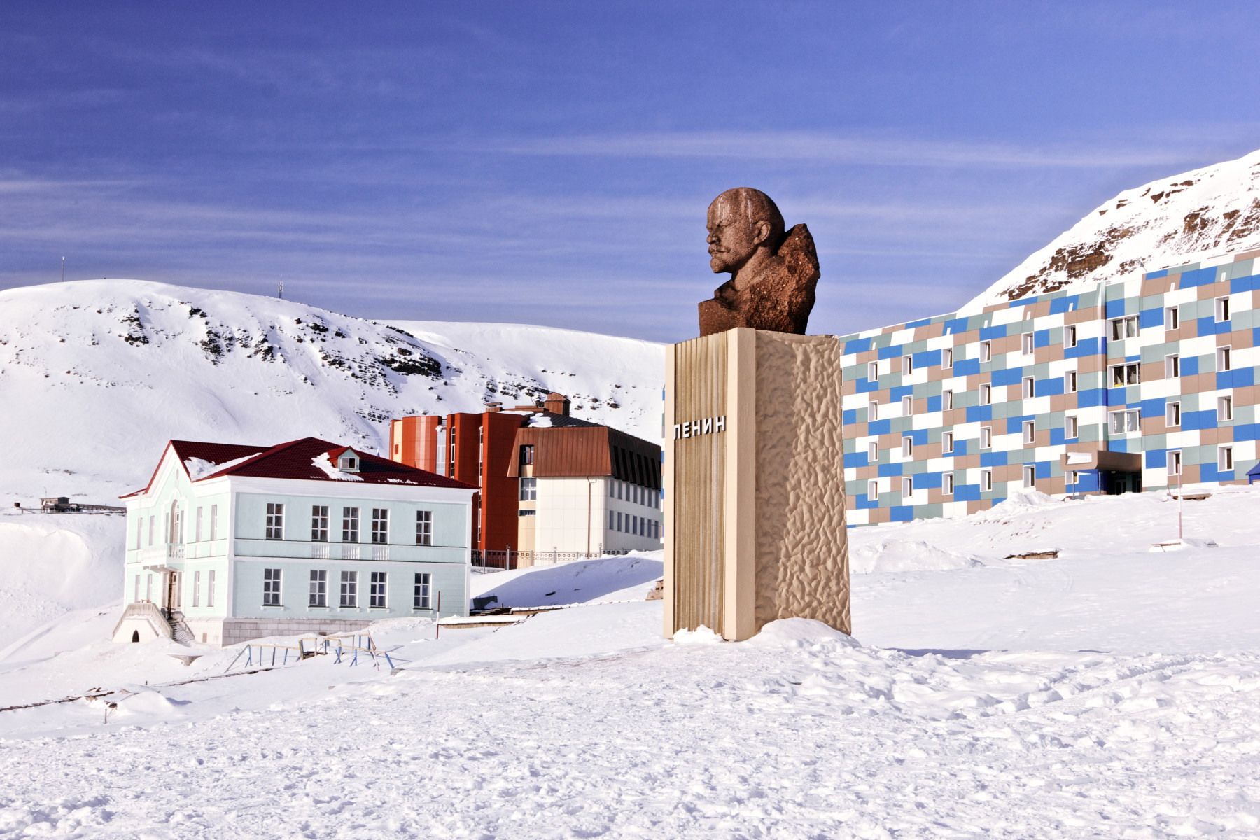 Tensione crescente attorno all’enclave russa di Barentsburg alle Svalbard