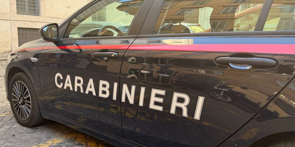 A La Spezia una donna uccisa dall'ex marito nonostante il divieto di avvicinamento